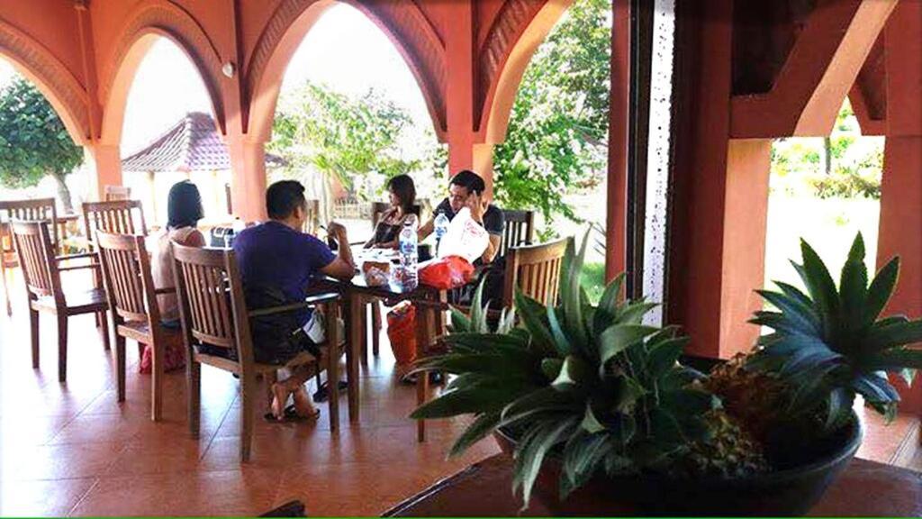 Yut'S Inn Flower Paradise Gili Gede エクステリア 写真